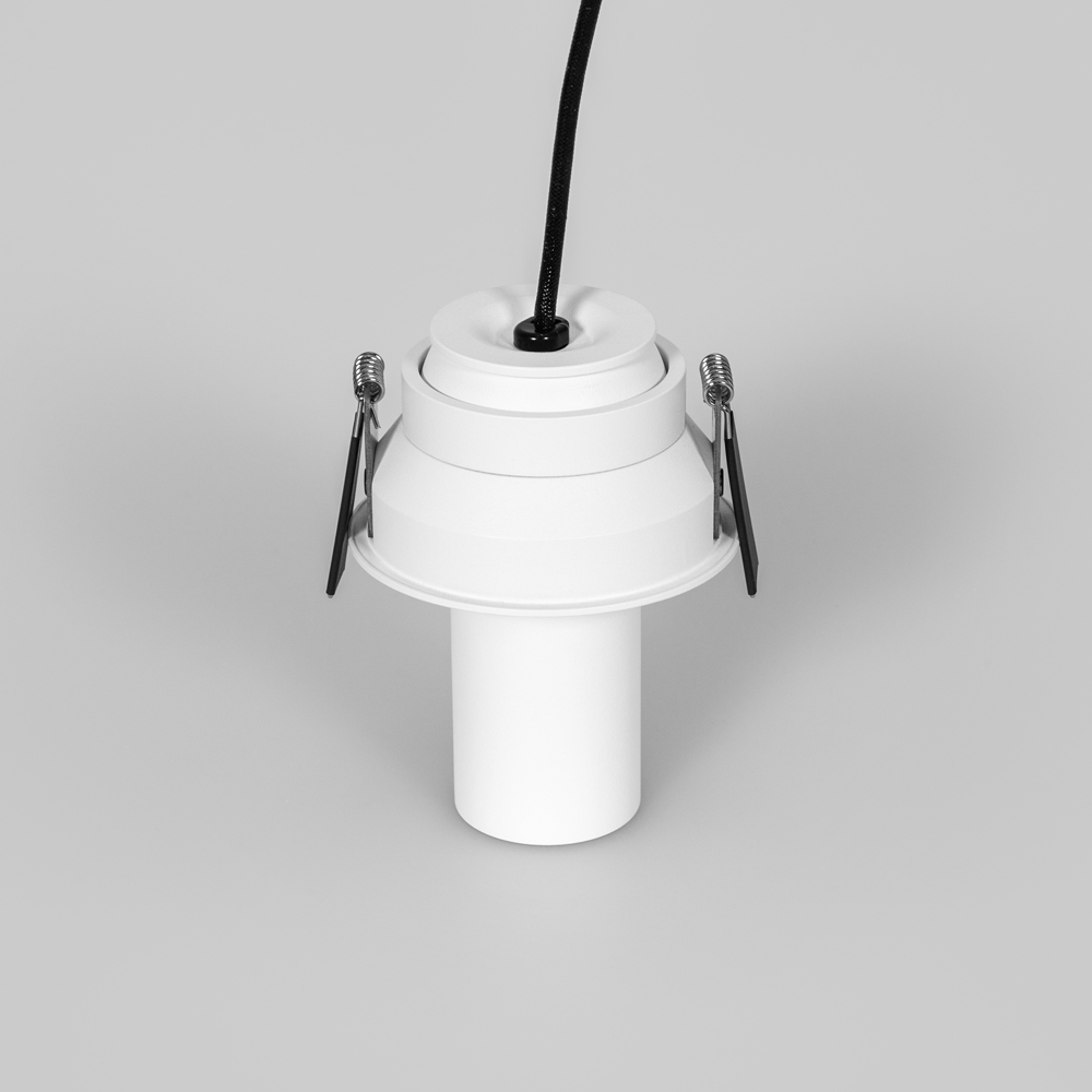 Fuoco-in-&-out-white3