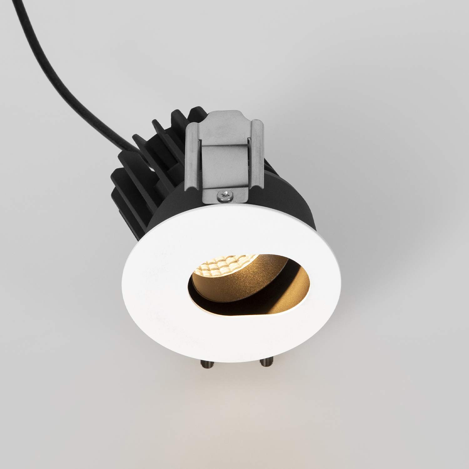 Foco-Keyhole-white-3